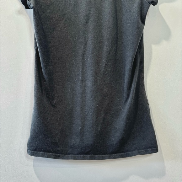 🛍️4 for 20$ / Guess V Neck Short Sleeve Tee / Black / M - Picture 3 of 9